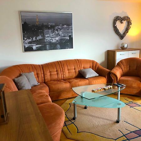 Ferienwohnungen / Ferienhaus Adelsried Bagian luar foto