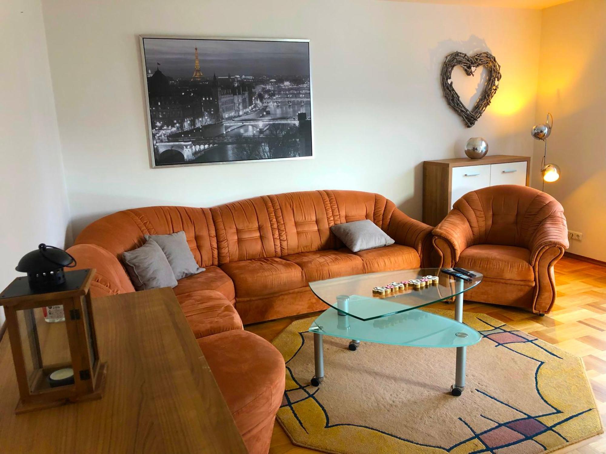 Ferienwohnungen / Ferienhaus Adelsried Bagian luar foto