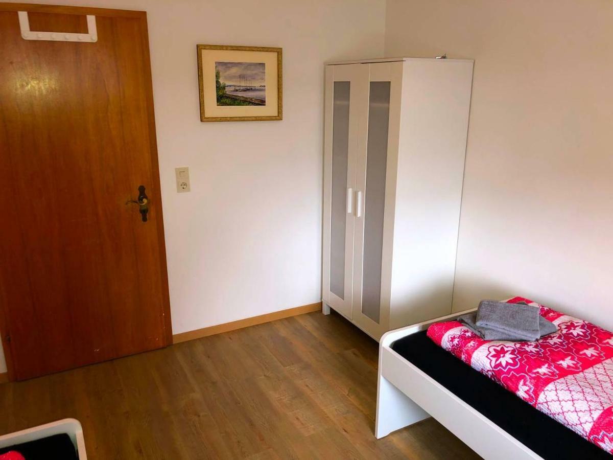 Ferienwohnungen / Ferienhaus Adelsried Bagian luar foto