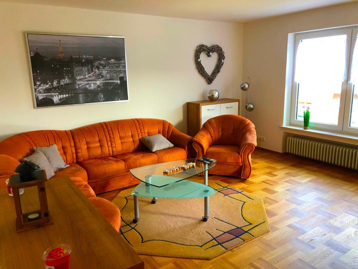 Ferienwohnungen / Ferienhaus Adelsried Bagian luar foto